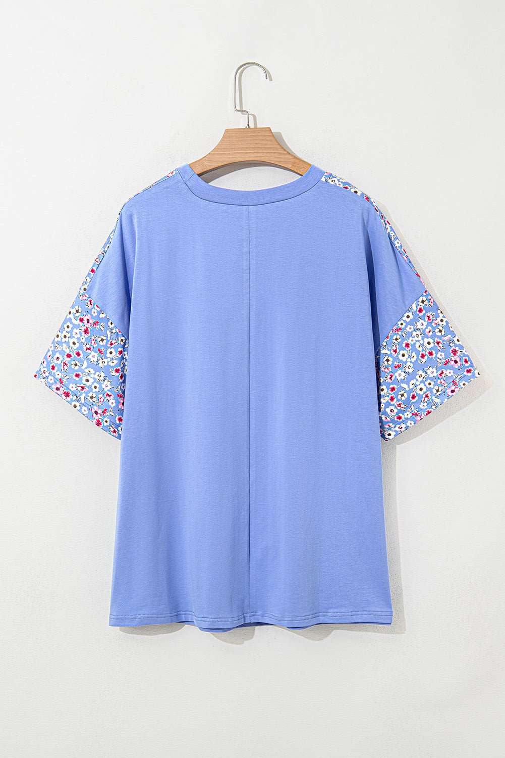 Sky Blue Floral Patchwork Chest Pocket Crewneck Plus Size T Shirt