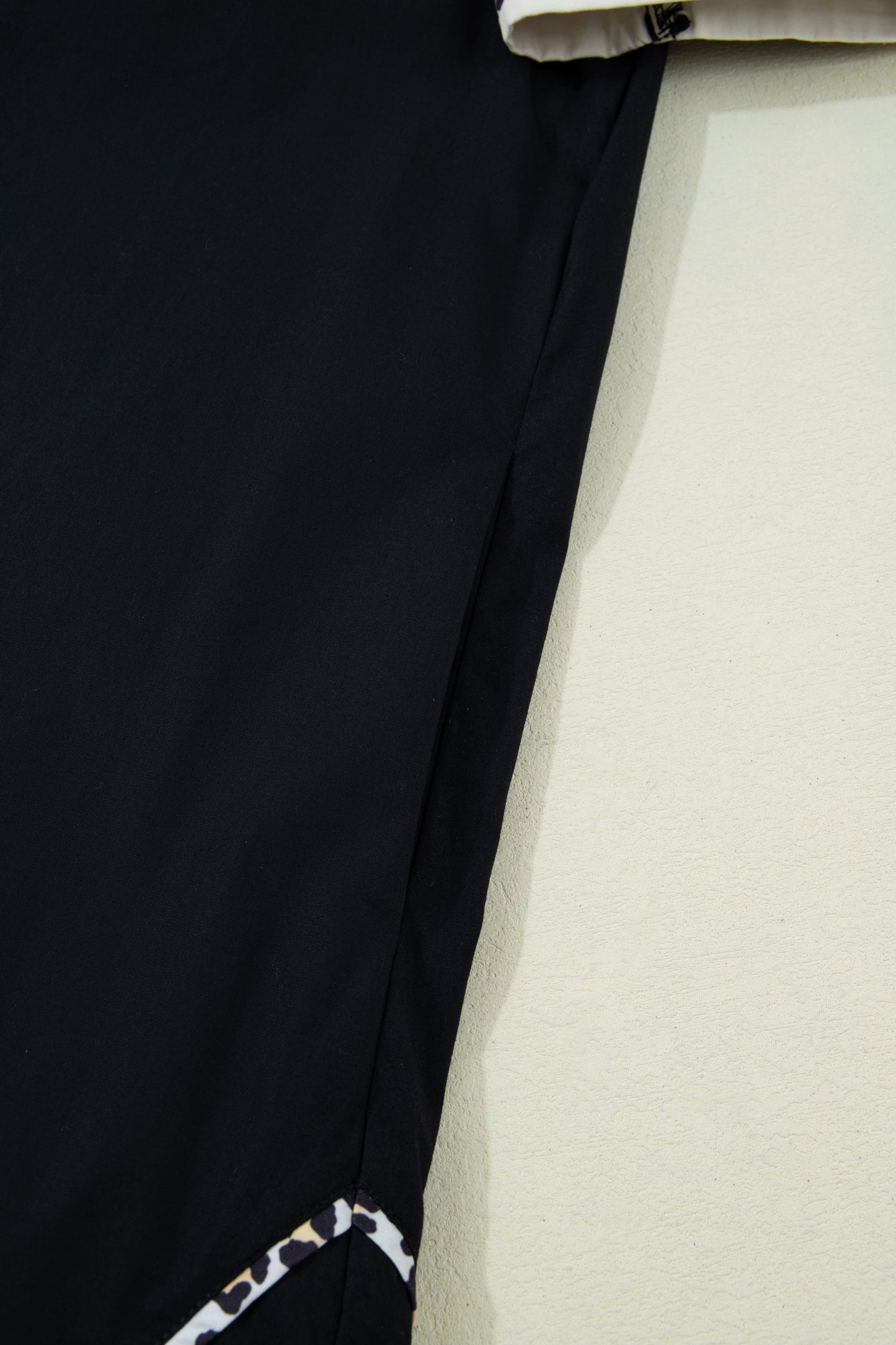 Black Leopard Trim Notched Neck Short Puff Sleeve Shift Mini Dress